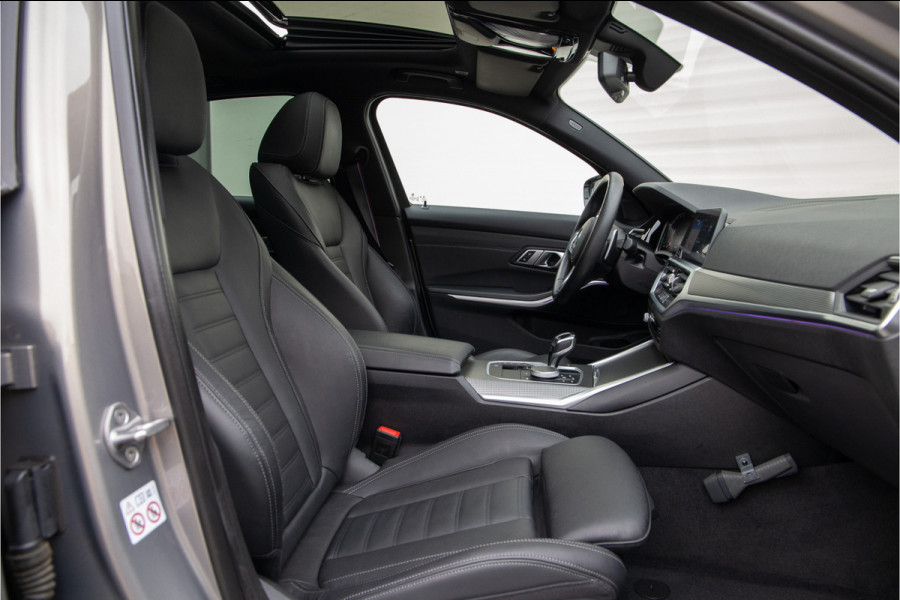 BMW 3-serie 320i High Executive M-Sport, Leder, Schuifdak, Head-up 2020