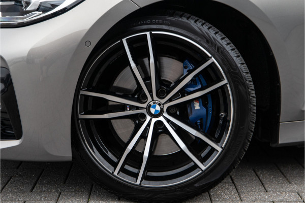 BMW 3-serie 320i High Executive M-Sport, Leder, Schuifdak, Head-up 2020