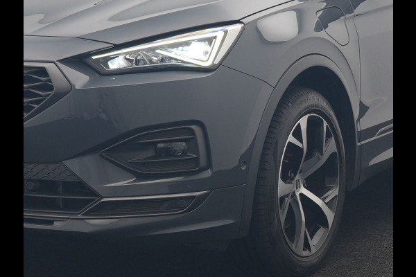 Seat Tarraco 1.4 TSI e-Hybrid PHEV FR Business Intense 245pk Dealer O.H. | Trekhaak Af Fabriek | Panodak | Adaptive Cruise | 360 Camera | Sportstoelen Memory & Verwarmd | Blis | Keyless | Stuur Verwarmd | Apple Carplay | Navigatie | DAB | Plug In Hybrid |