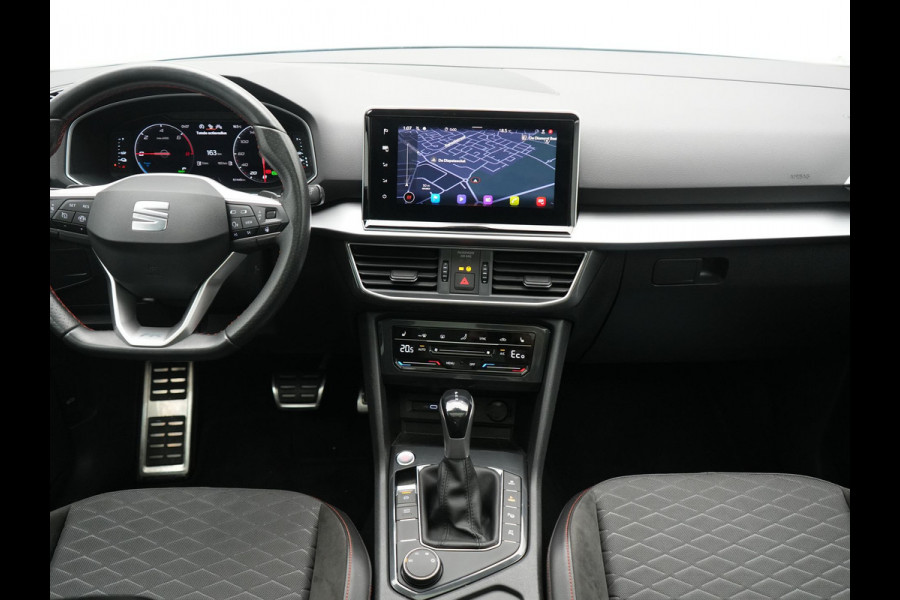 Seat Tarraco 1.4 TSI e-Hybrid PHEV FR Business Intense 245pk Dealer O.H. | Trekhaak Af Fabriek | Panodak | Adaptive Cruise | 360 Camera | Sportstoelen Memory & Verwarmd | Blis | Keyless | Stuur Verwarmd | Apple Carplay | Navigatie | DAB | Plug In Hybrid |