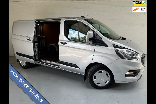 Ford Transit Custom L2H1 Automaat 300 2.0 TDCI 130pk Limited 3persoons, Airco, Navigatie, Trekhaak, Metallic lak, RIJKLAARPRIJS