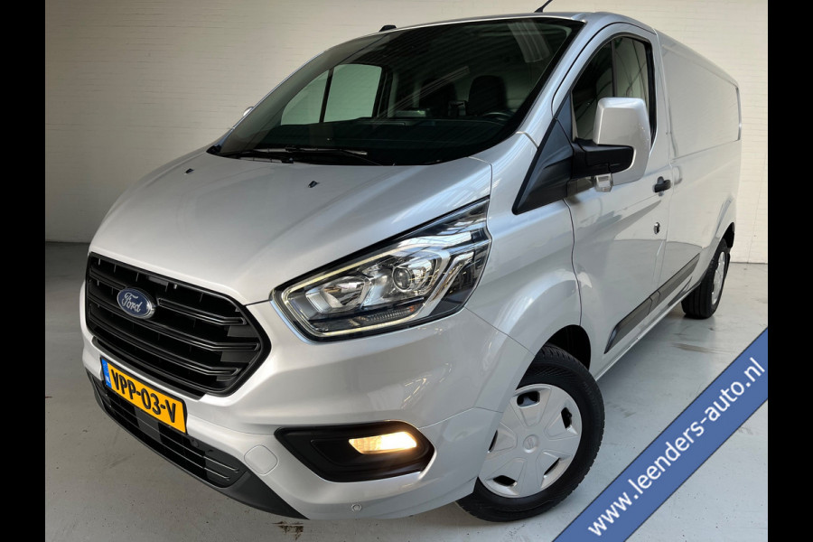 Ford Transit Custom L2H1 Automaat 300 2.0 TDCI 130pk Limited 3persoons, Airco, Navigatie, Trekhaak, Metallic lak, RIJKLAARPRIJS