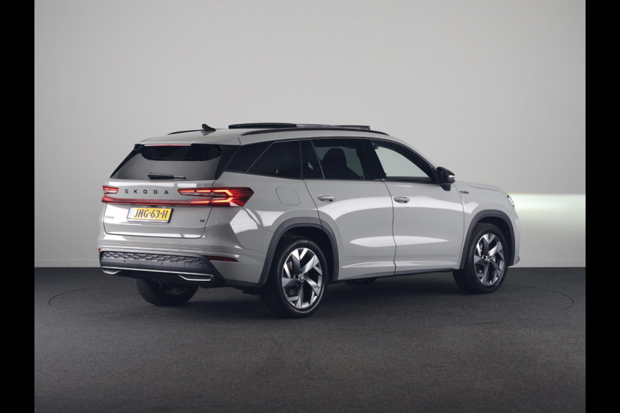 Škoda Kodiaq Sportline Business PHEV 1.5 TSI 204pk | Panoramadak | Trekhaak | Elektrisch verstelbare voorstoel met geheugen | Verwarmbare voorstoelen en achterbank |  Verlengde garantie |