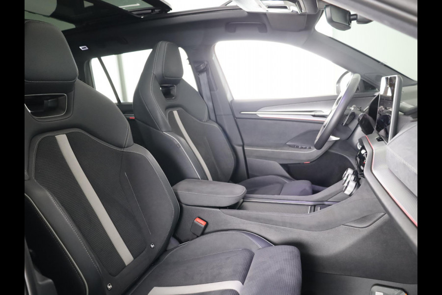 Škoda Kodiaq Sportline Business PHEV 1.5 TSI 204pk | Panoramadak | Trekhaak | Elektrisch verstelbare voorstoel met geheugen | Verwarmbare voorstoelen en achterbank |  Verlengde garantie |