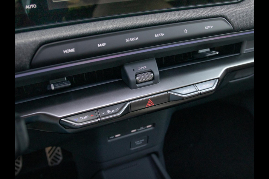 Kia EV2 GT-Line 61 kWh | 5p. | Actieprijs* | Navi. | Clima. | Adapt. Cruise. | Stoel&Stuur Verwarming | Dakrails | 15L Frunk | Harman Kardon | Glazen Kanteldak | Vegan Lederen Stoelbekleding 'GT-Line' | Slimme Parkeerassistentie | Dodehoekcamera