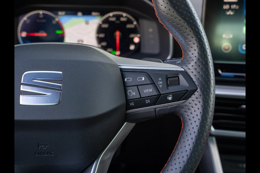 Seat Leon 1.4 TSI 204pk eHybrid PHEV FR Business | Camera | Adaptive Cruise | Keyless