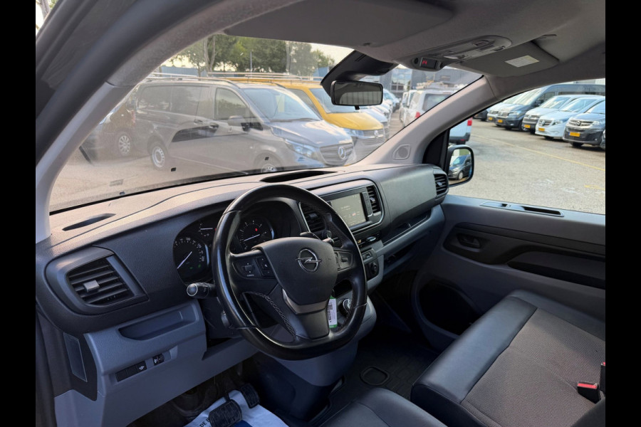 Opel Vivaro 2.0 CDTI L3H1 Automaat 177PK Innovation / Trekhaak / App connect