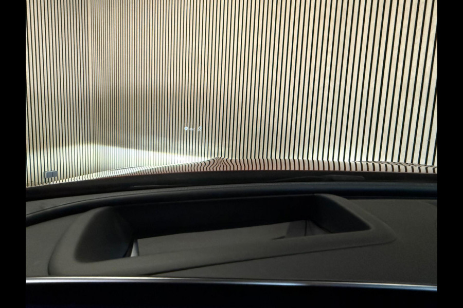 Mercedes-Benz C-Klasse Estate 220D AMG STYLING-PANORAMA-MEMORY-HEAD UP-360 CAMERA-COMPLEET