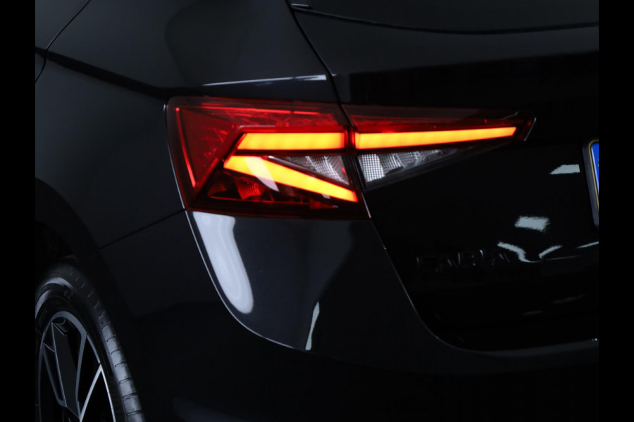 Škoda Fabia 1.0 TSI Monte Carlo 95pk 95 pk | Verlengde garantie | Stoelverwarming | Navigatie via App | Parkeersensoren | Achteruitrijcamera | LED koplampen |