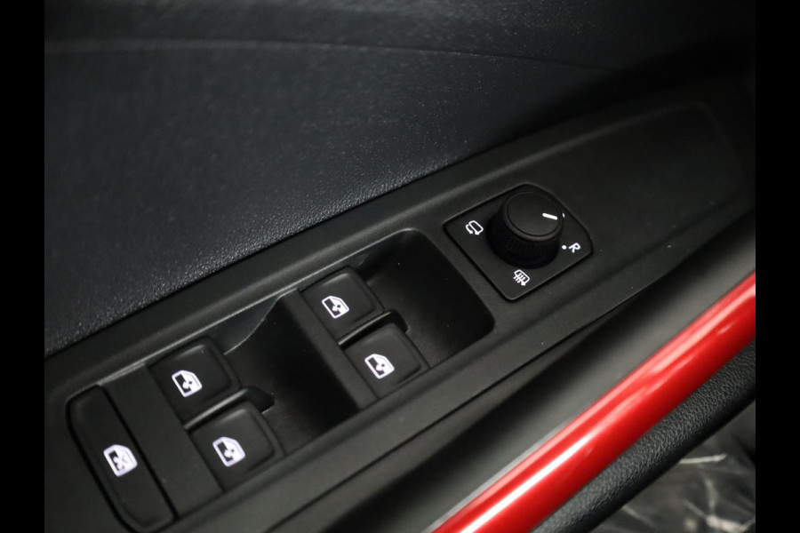 Škoda Fabia 1.0 TSI Monte Carlo 95pk 95 pk | Verlengde garantie | Stoelverwarming | Navigatie via App | Parkeersensoren | Achteruitrijcamera | LED koplampen |
