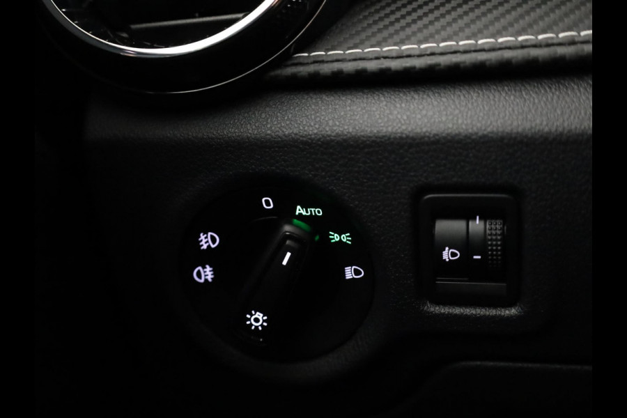 Škoda Fabia 1.0 TSI Monte Carlo 95pk 95 pk | Verlengde garantie | Stoelverwarming | Navigatie via App | Parkeersensoren | Achteruitrijcamera | LED koplampen |