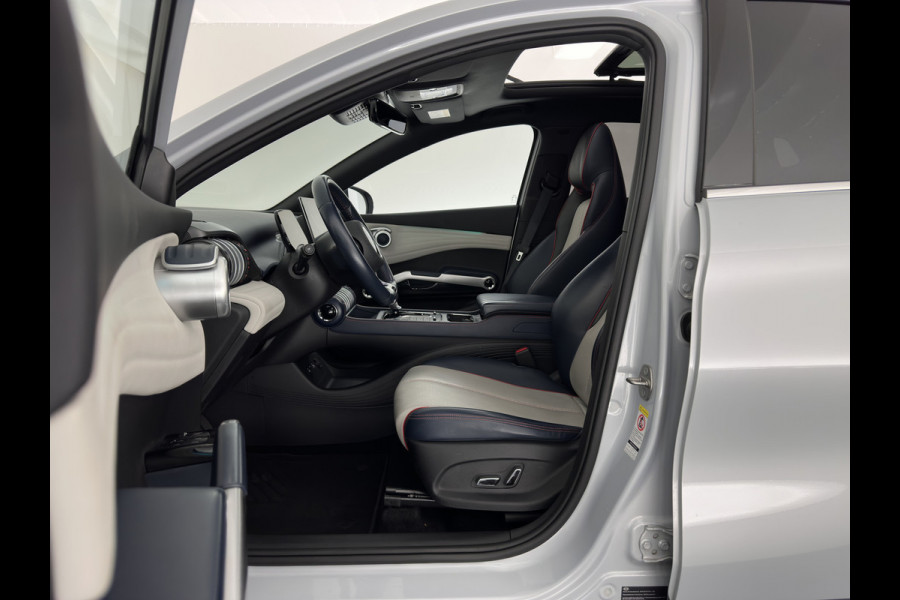 BYD ATTO 3 Comfort 60 kWh [3-Fase-11kW] {SoH-94%} (INCL-BTW) *HEATPUMP | PANO | LEATHER | FULL-LED | TOPVIEW | BLINDSPOT | HEATED-COMFORTSEATS | DIGI-COCKPIT | CARPLAY | DAB | NAVI-FULLMAP | ECC | ADAPTIVE-CRUISE | PDC | 18''ALU*