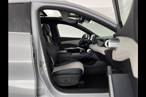 BYD ATTO 3 Comfort 60 kWh [3-Fase-11kW] {SoH-94%} (INCL-BTW) *HEATPUMP | PANO | LEATHER | FULL-LED | TOPVIEW | BLINDSPOT | HEATED-COMFORTSEATS | DIGI-COCKPIT | CARPLAY | DAB | NAVI-FULLMAP | ECC | ADAPTIVE-CRUISE | PDC | 18''ALU*