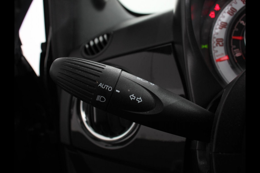 Fiat 500C 1.0 Hybrid Dolcevita Leder Navigatie Apple Carplay/Android Auto Parkeersensoren achter Cruise Control Climate Control