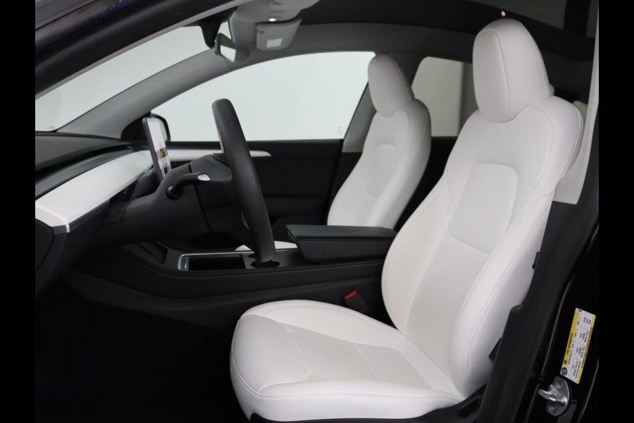 Tesla Model Y Performance AWD 75 kWh | SOH 94.8% | Traffic-Aware Cruise control | Leder | Achterbank verwarming | 21'' | Full LED | Panoramadak |