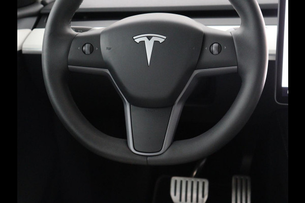 Tesla Model Y Performance AWD 75 kWh | SOH 94.8% | Traffic-Aware Cruise control | Leder | Achterbank verwarming | 21'' | Full LED | Panoramadak |