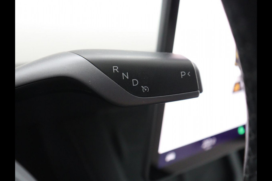Tesla Model Y Performance AWD 75 kWh | SOH 94.8% | Traffic-Aware Cruise control | Leder | Achterbank verwarming | 21'' | Full LED | Panoramadak |