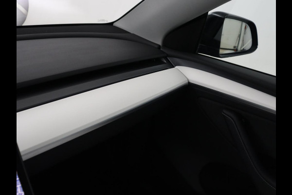 Tesla Model Y Performance AWD 75 kWh | SOH 94.8% | Traffic-Aware Cruise control | Leder | Achterbank verwarming | 21'' | Full LED | Panoramadak |