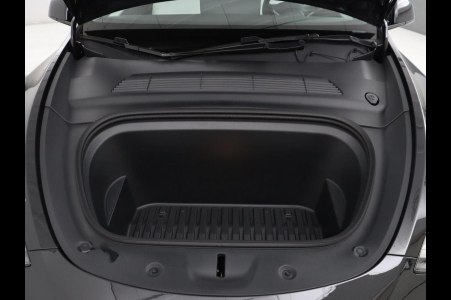 Tesla Model Y Performance AWD 75 kWh | SOH 94.8% | Traffic-Aware Cruise control | Leder | Achterbank verwarming | 21'' | Full LED | Panoramadak |