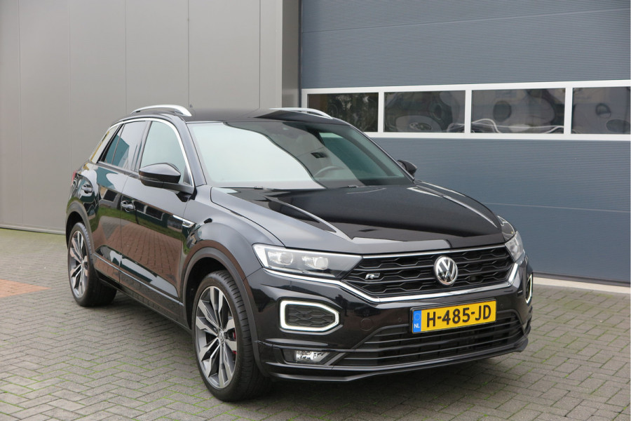 Volkswagen T-Roc 1.5 TSI 150pk DSG Sport Business R-Line ,Led,Trekhaak ,Navi, Achteruitrijcamera, Virtual cockpit, DAB+ , PDC, LMV19" ,Electr. achterklep, Carplay etc.