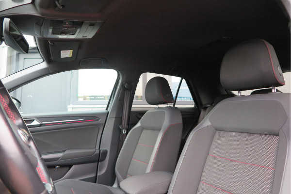 Volkswagen T-Roc 1.5 TSI 150pk DSG Sport Business R-Line ,Led,Trekhaak ,Navi, Achteruitrijcamera, Virtual cockpit, DAB+ , PDC, LMV19" ,Electr. achterklep, Carplay etc.
