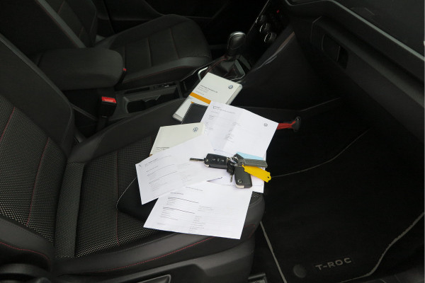 Volkswagen T-Roc 1.5 TSI 150pk DSG Sport Business R-Line ,Led,Trekhaak ,Navi, Achteruitrijcamera, Virtual cockpit, DAB+ , PDC, LMV19" ,Electr. achterklep, Carplay etc.
