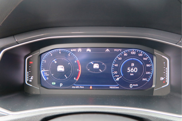 Volkswagen T-Roc 1.5 TSI 150pk DSG Sport Business R-Line ,Led,Trekhaak ,Navi, Achteruitrijcamera, Virtual cockpit, DAB+ , PDC, LMV19" ,Electr. achterklep, Carplay etc.