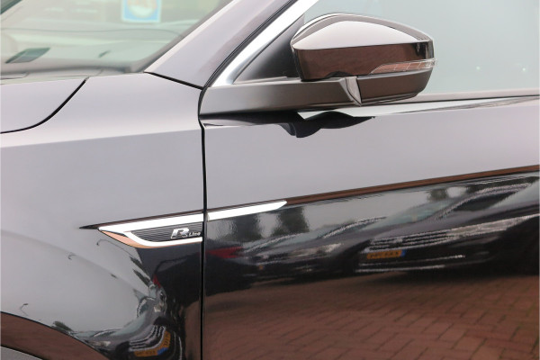 Volkswagen T-Roc 1.5 TSI 150pk DSG Sport Business R-Line ,Led,Trekhaak ,Navi, Achteruitrijcamera, Virtual cockpit, DAB+ , PDC, LMV19" ,Electr. achterklep, Carplay etc.