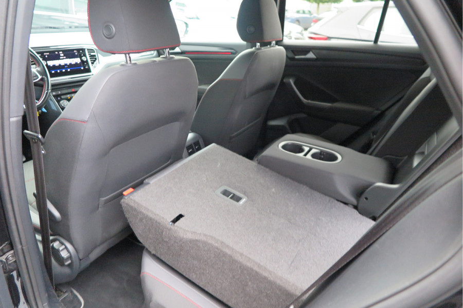 Volkswagen T-Roc 1.5 TSI 150pk DSG Sport Business R-Line ,Led,Trekhaak ,Navi, Achteruitrijcamera, Virtual cockpit, DAB+ , PDC, LMV19" ,Electr. achterklep, Carplay etc.