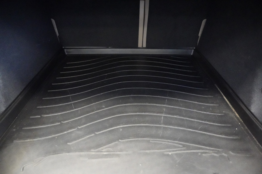 Porsche Taycan Performance 84 kWh ACC Panoramadak Leder Memory Seats