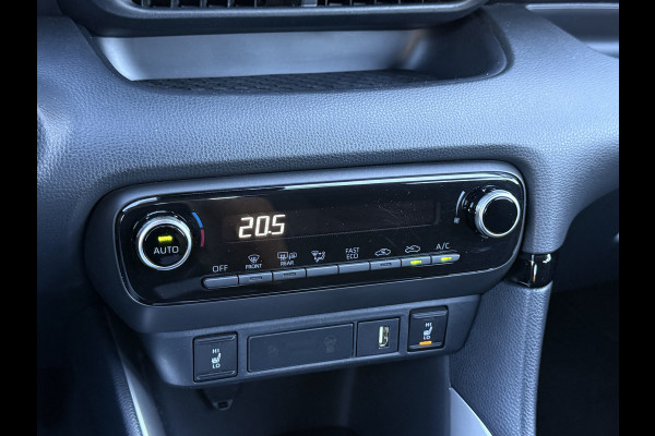 Toyota Yaris 1.5 Hybrid Team D | ACC | CarPlay | Camera | Keyless
