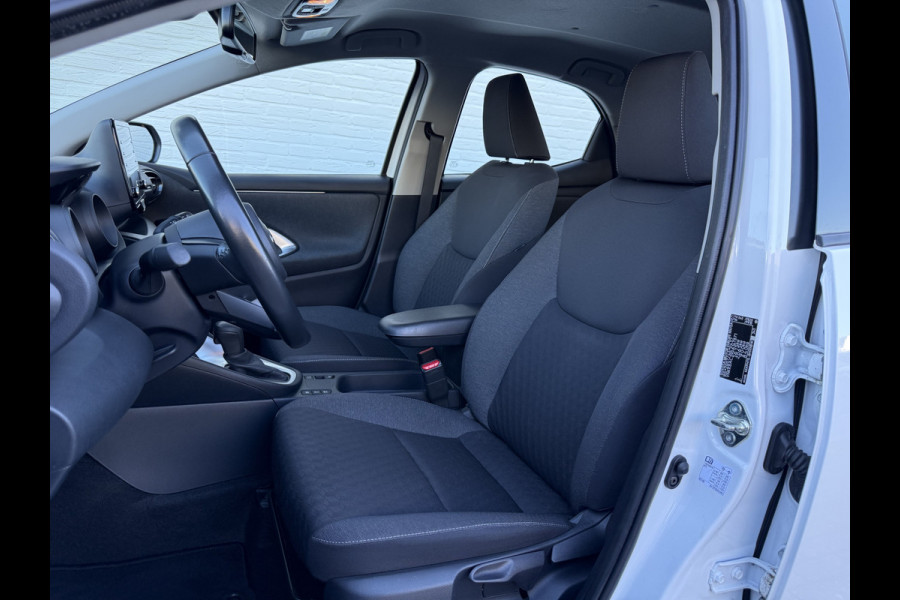 Toyota Yaris 1.5 Hybrid Team D | ACC | CarPlay | Camera | Keyless