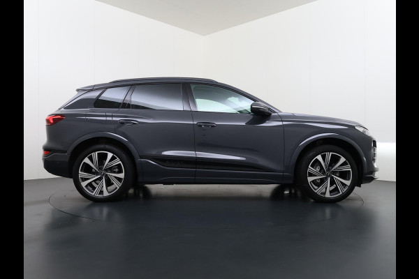 Audi Q6 e-tron Launch edition 83 kWh ELEK. TREKHAAK | STOEL VERWARMING VOOR EN ACHTER | KEYLESS | 360 CAMERA | STUURVERWARMING | FABRIEKS GARANTIE TM 01-08-2027 |