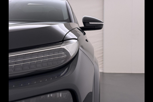 Audi Q6 e-tron Launch edition 83 kWh ELEK. TREKHAAK | STOEL VERWARMING VOOR EN ACHTER | KEYLESS | 360 CAMERA | STUURVERWARMING | FABRIEKS GARANTIE TM 01-08-2027 |