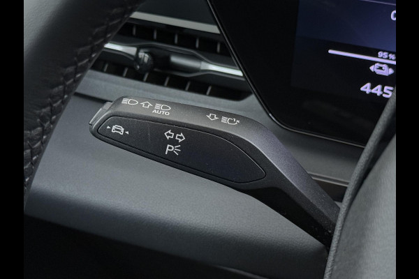 Audi Q6 e-tron Launch edition 83 kWh ELEK. TREKHAAK | STOEL VERWARMING VOOR EN ACHTER | KEYLESS | 360 CAMERA | STUURVERWARMING | FABRIEKS GARANTIE TM 01-08-2027 |
