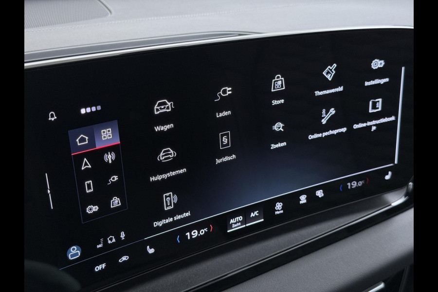 Audi Q6 e-tron Launch edition 83 kWh ELEK. TREKHAAK | STOEL VERWARMING VOOR EN ACHTER | KEYLESS | 360 CAMERA | STUURVERWARMING | FABRIEKS GARANTIE TM 01-08-2027 |