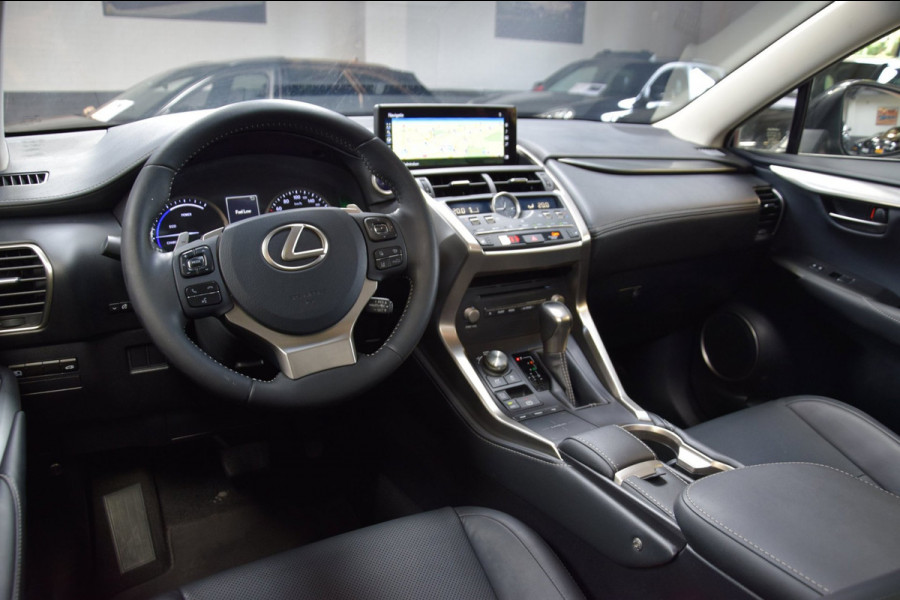 Lexus NX 300h AWD Business Line|Navi|Panoramadak|Leder|