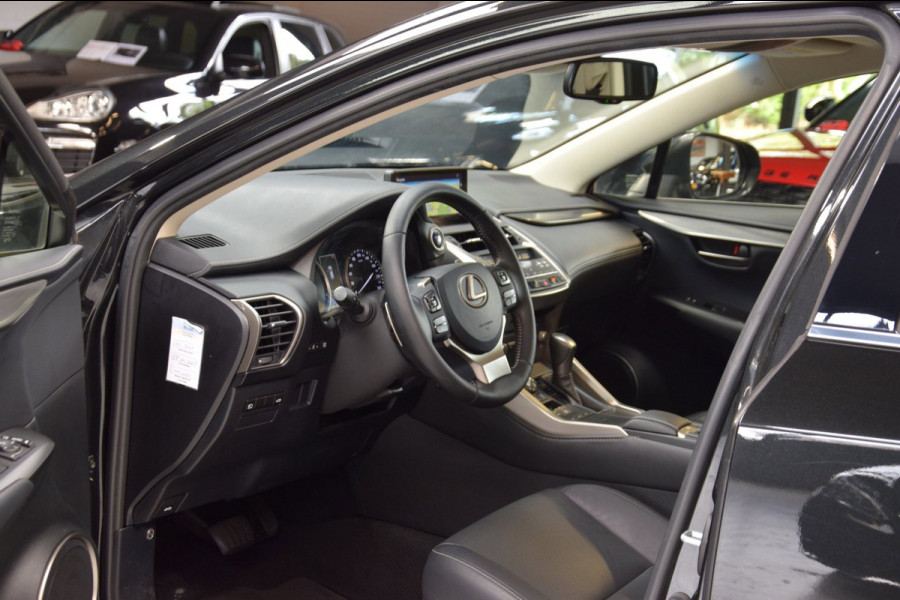 Lexus NX 300h AWD Business Line|Navi|Panoramadak|Leder|