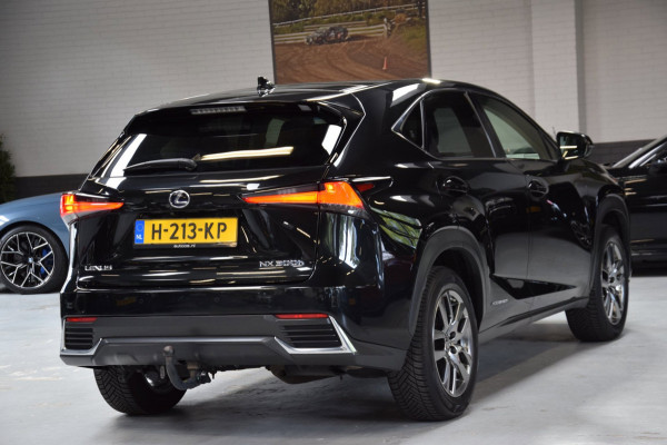 Lexus NX 300h AWD Business Line|Navi|Panoramadak|Leder|