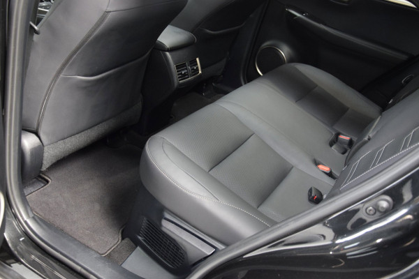 Lexus NX 300h AWD Business Line|Navi|Panoramadak|Leder|