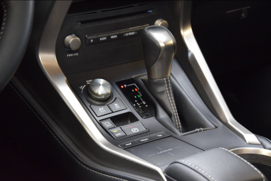 Lexus NX 300h AWD Business Line|Navi|Panoramadak|Leder|
