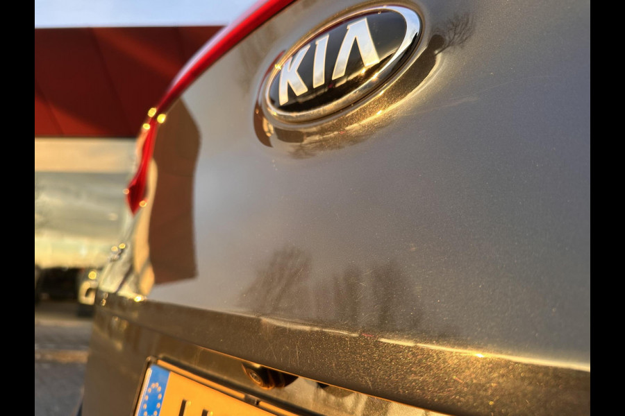 Kia Sportage 1.6 GDI DynamicPlusLine | Leder | Trekhaak | Stoel&Stuurverwarming | JBL-Audio | Climate | Navi |