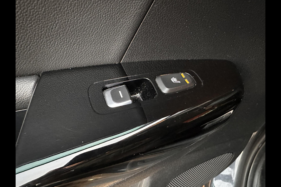 Kia Sportage 1.6 GDI DynamicPlusLine | Leder | Trekhaak | Stoel&Stuurverwarming | JBL-Audio | Climate | Navi |