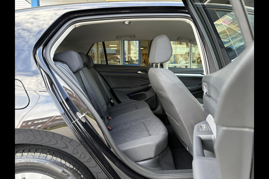 Volkswagen Golf 1.0 TSI Life | Virtual Cockpit | PDC V+A | Privacy Glass | Adaptive Cruise | Carplay | Reservewiel |