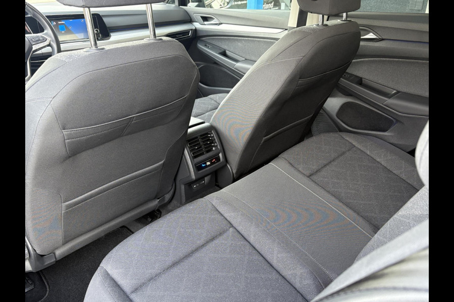 Volkswagen Golf 1.0 TSI Life | Virtual Cockpit | PDC V+A | Privacy Glass | Adaptive Cruise | Carplay | Reservewiel |