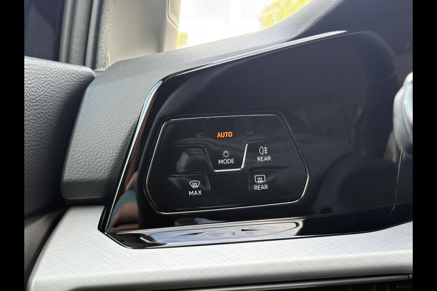 Volkswagen Golf 1.0 TSI Life | Virtual Cockpit | PDC V+A | Privacy Glass | Adaptive Cruise | Carplay | Reservewiel |