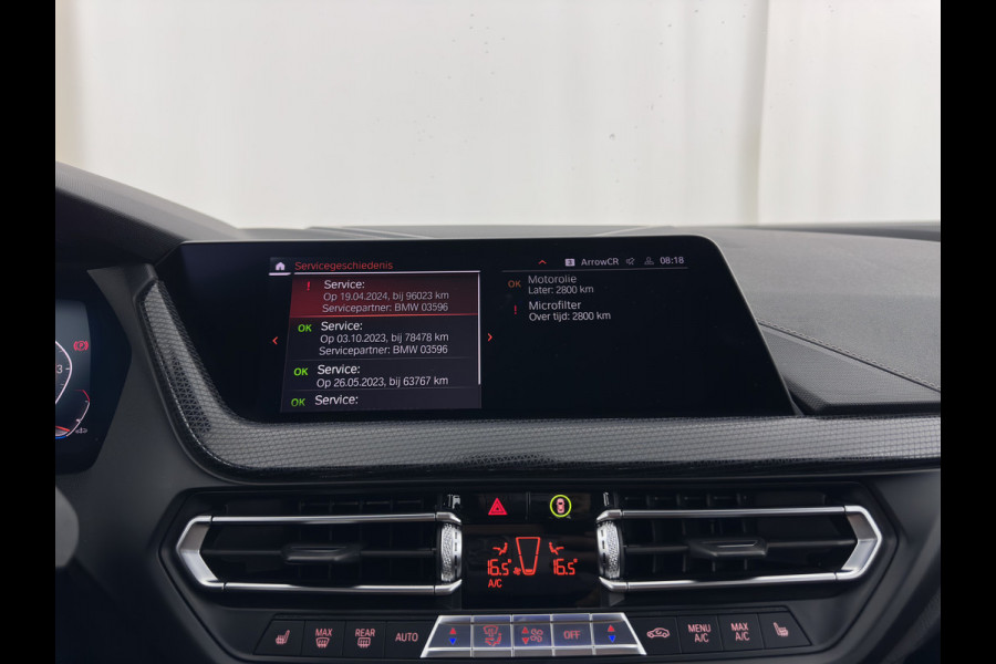 BMW 1-serie 118i M-Sport-Styling High Executive Edition (INCL-BTW) Aut.*PANO | FULL-LED | DIGI-COCKPIT | HIFI-SOUND | CAMERA | HEATED-SPORTSEATS | NAVI-FULLMAP | AMBIENTLIGHT | PRIVACY-GLASS | ECC | CARBON-INLAY | PDC | CRUISE | DAB | 18"ALU*