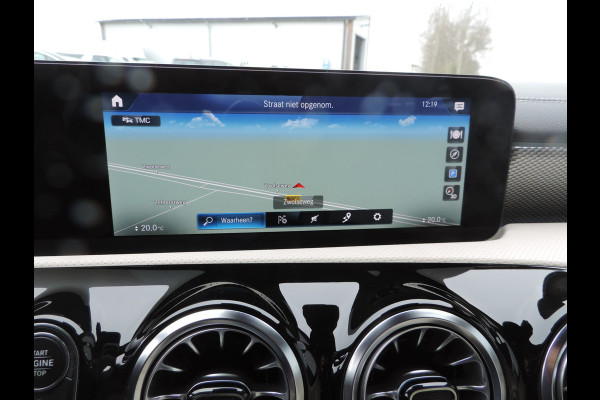 Mercedes-Benz CLA-Klasse Shooting Brake 180 Business Solution Luxury leer sfeer licht