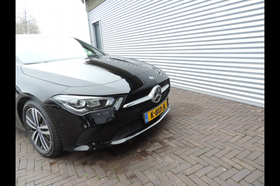 Mercedes-Benz CLA-Klasse Shooting Brake 180 Business Solution Luxury leer sfeer licht