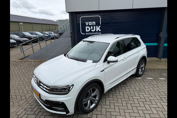 Volkswagen Tiguan 1.5 TSI ACT R-LINE AUTOMAAT Trekhaak Head UP display Navigatie Automatische Airco LMV Adaptief Cruise control